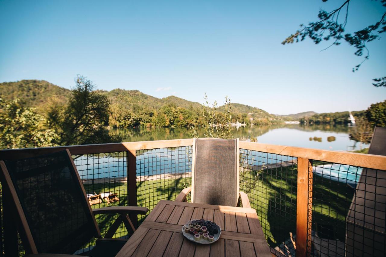 Luxury Glamping Chocolate Village Máribor Exterior foto