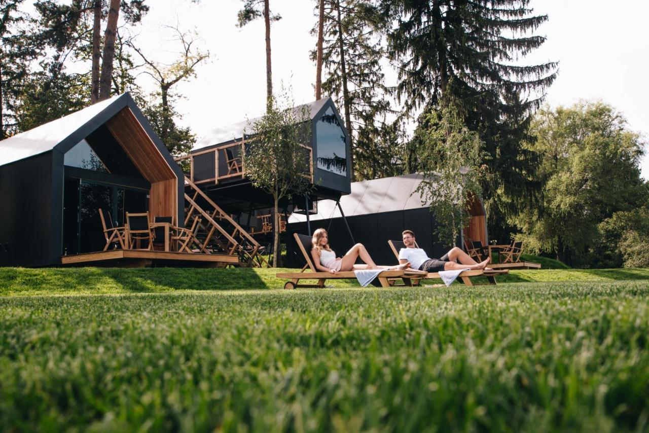 Luxury Glamping Chocolate Village Máribor Exterior foto