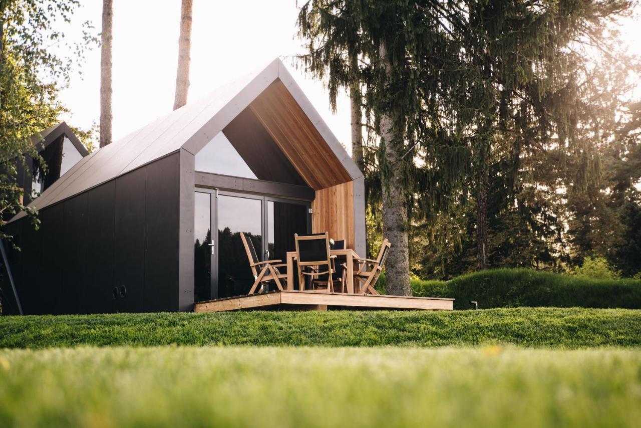 Luxury Glamping Chocolate Village Máribor Exterior foto