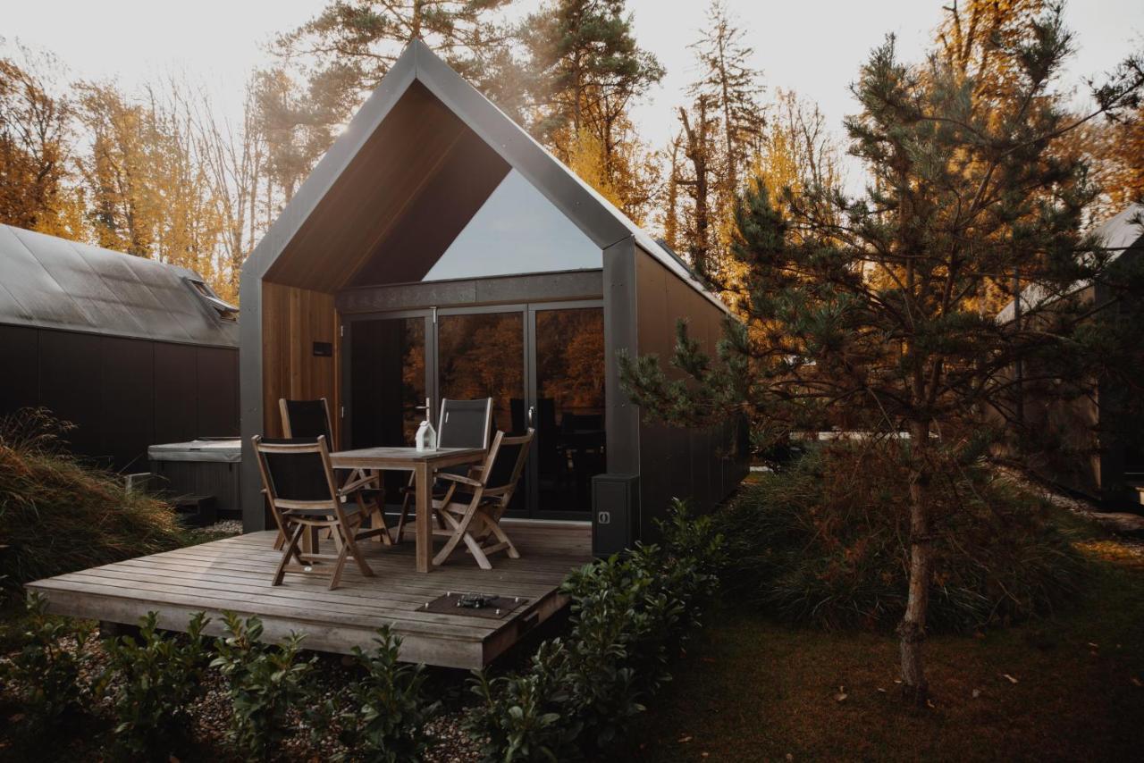 Luxury Glamping Chocolate Village Máribor Exterior foto
