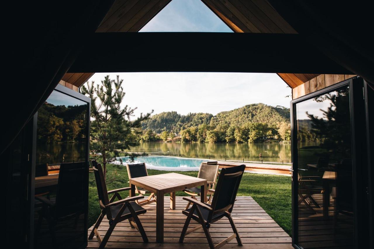 Luxury Glamping Chocolate Village Máribor Exterior foto