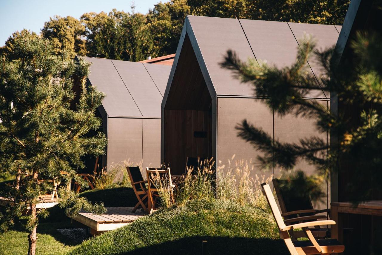 Luxury Glamping Chocolate Village Máribor Exterior foto
