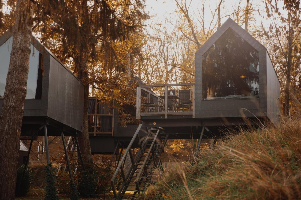 Luxury Glamping Chocolate Village Máribor Exterior foto