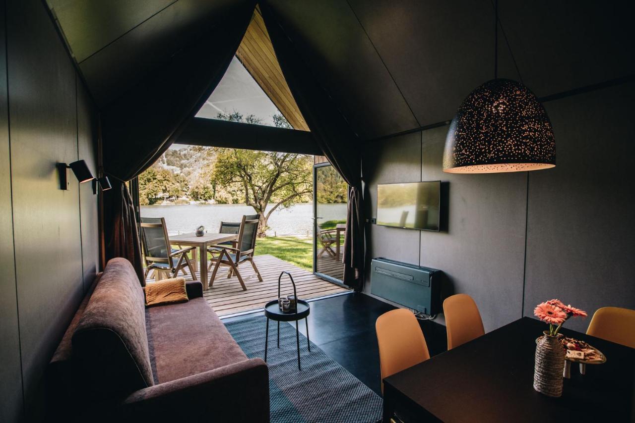 Luxury Glamping Chocolate Village Máribor Exterior foto
