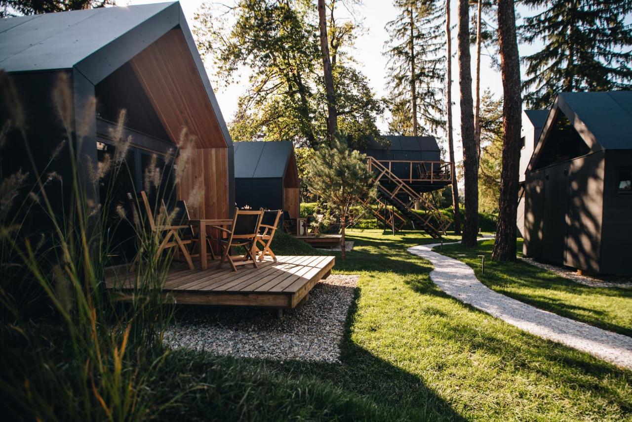 Luxury Glamping Chocolate Village Máribor Exterior foto